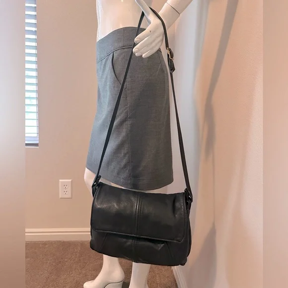 Victoria leather company purse Crossbody Flap Front Black - Picture 8 of 8